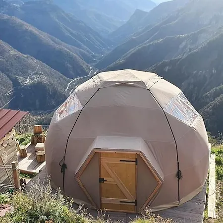 Luxury tent Les 3 Flocons Roure